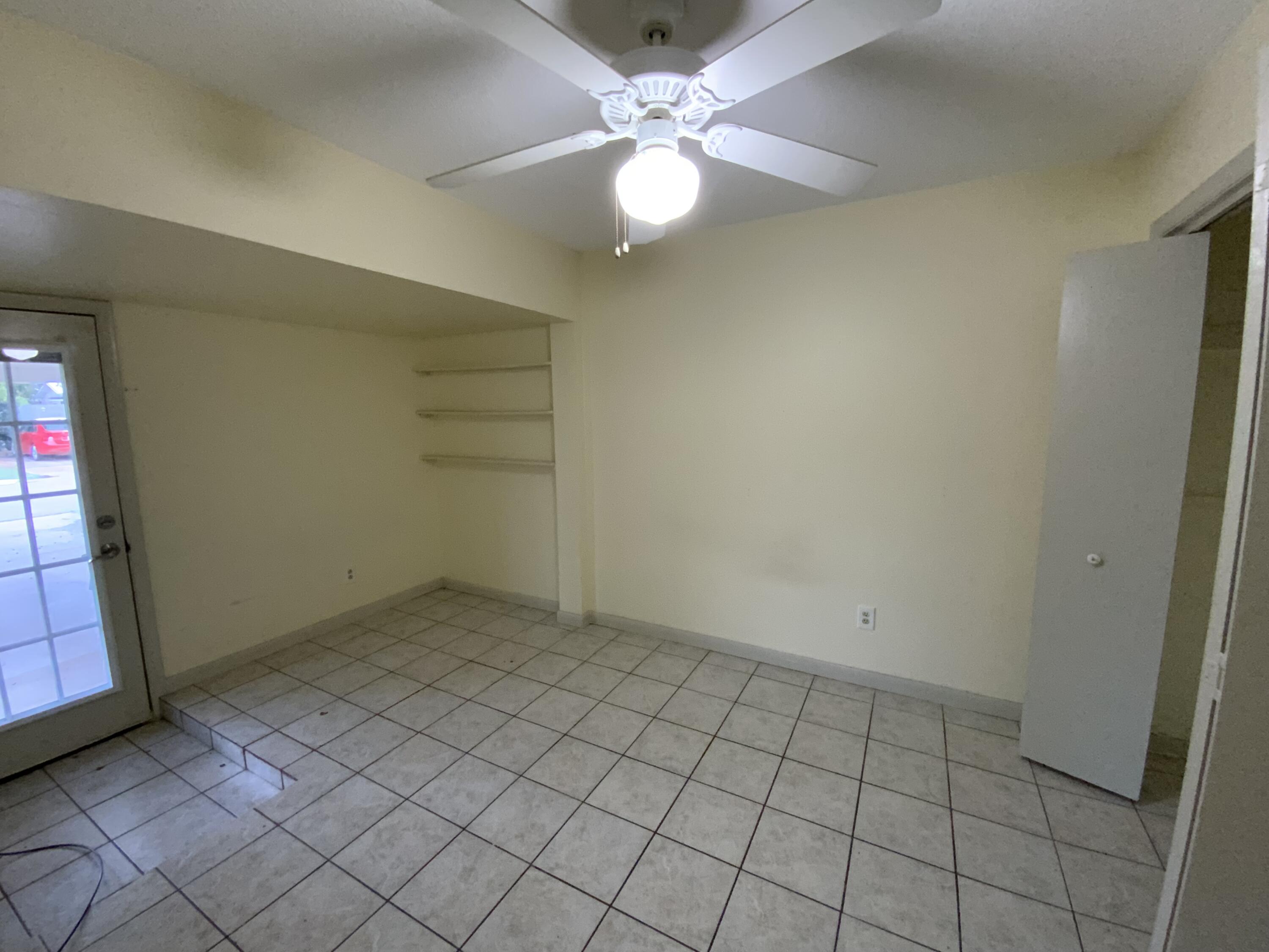 INDIAN OAKS - Residential Lease