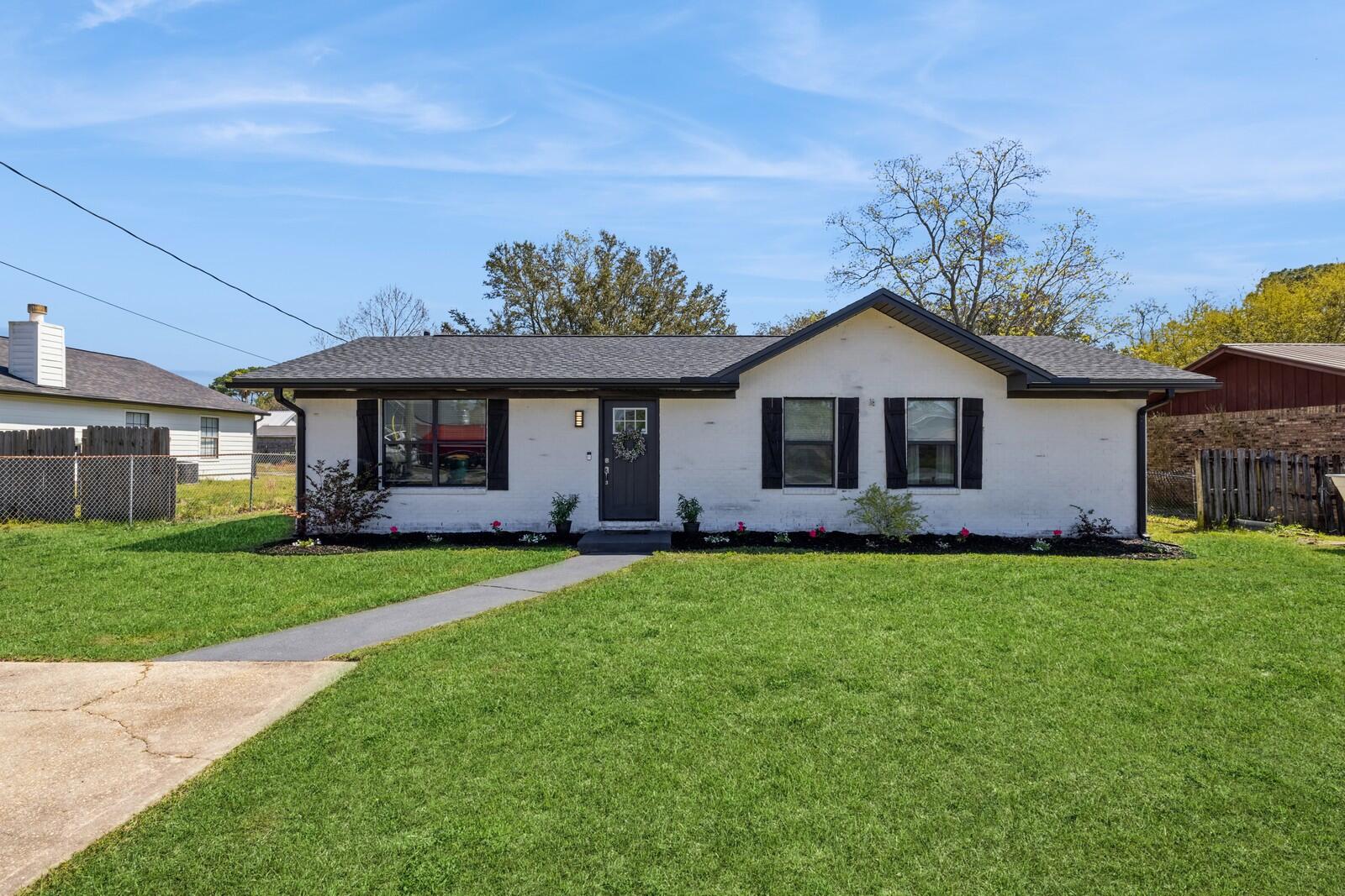 WYNNEHAVEN BCH EST - Residential
