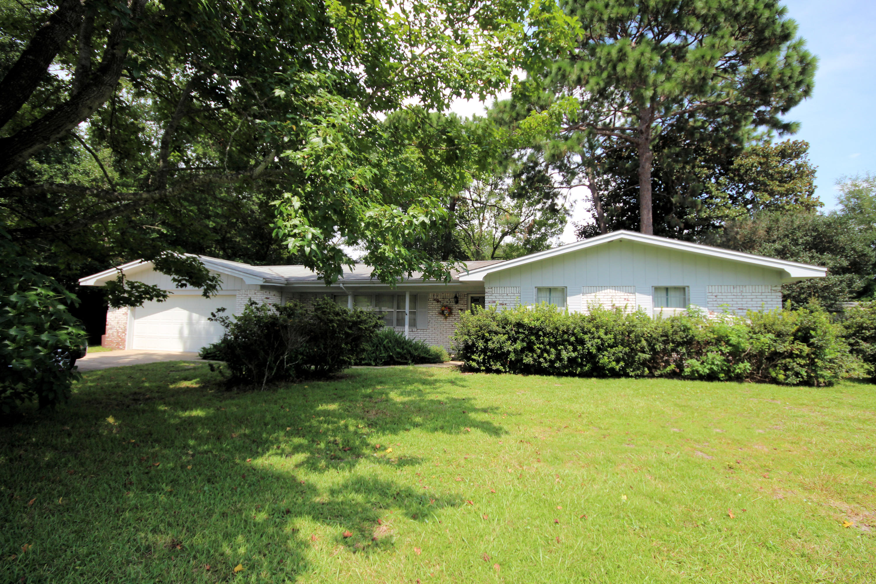 LONGWOOD S/D 2ND ADDN - Residential