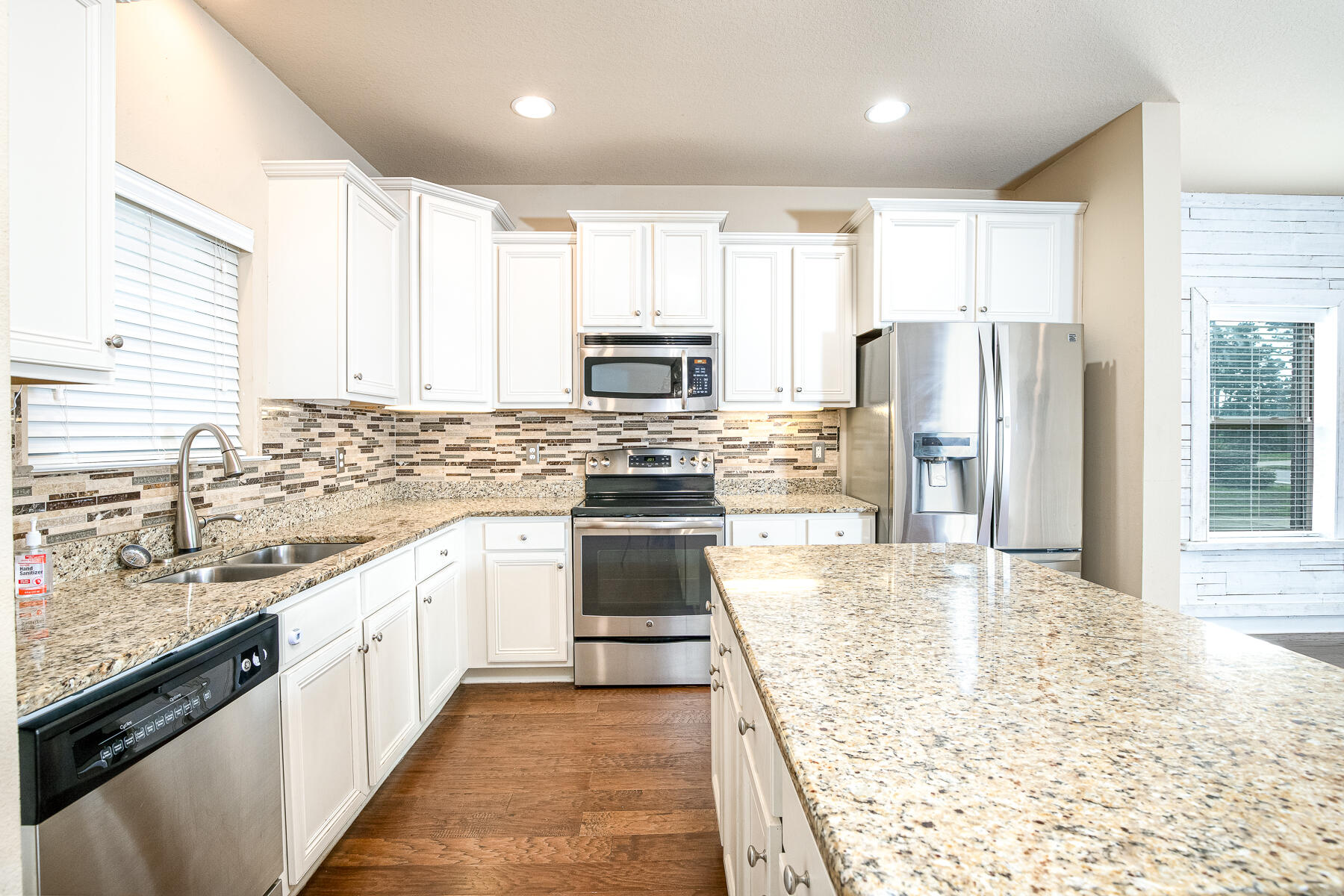 DRIFTWOOD ESTATES - Residential