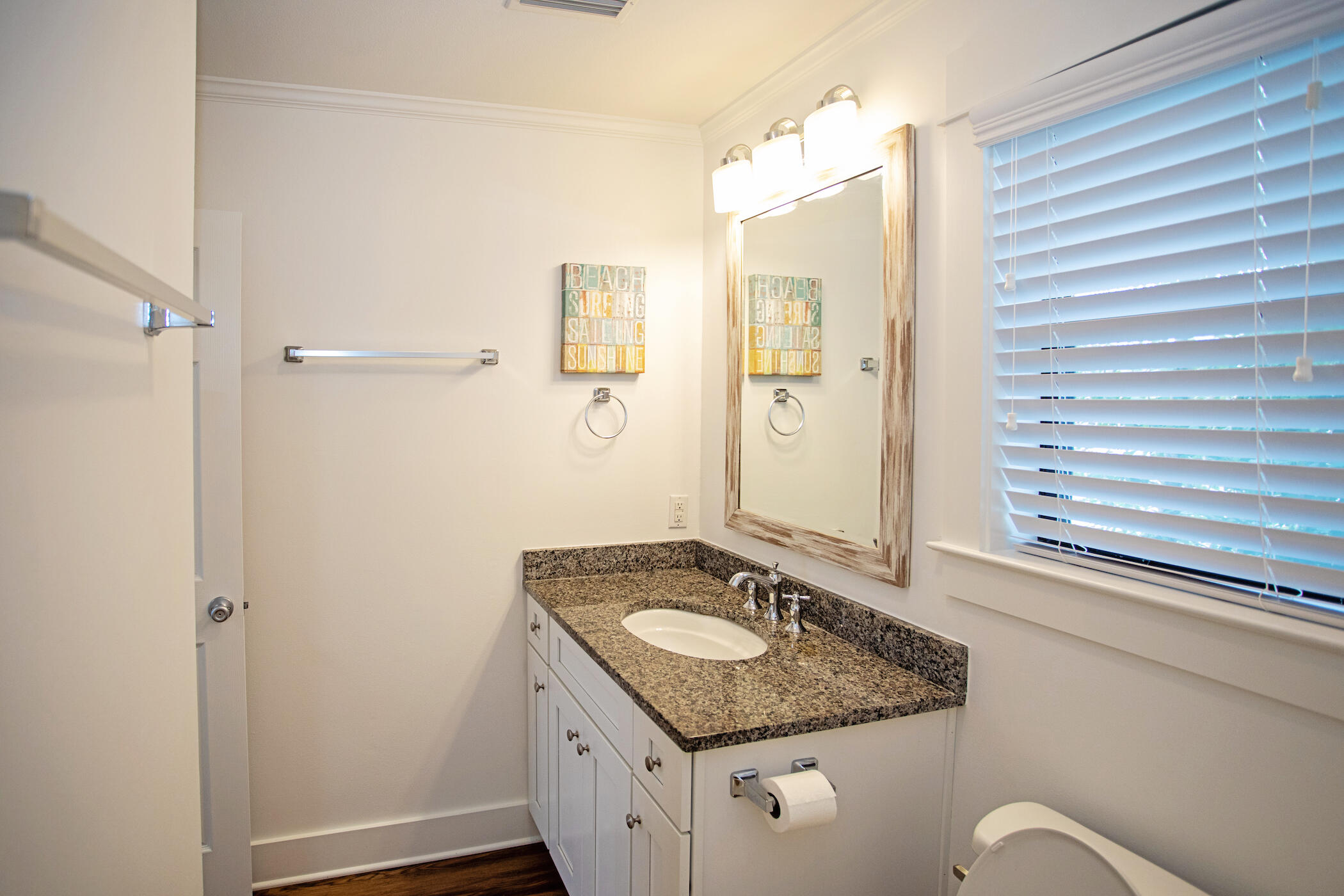 BEACHWOOD VILLAS CONDO - Residential