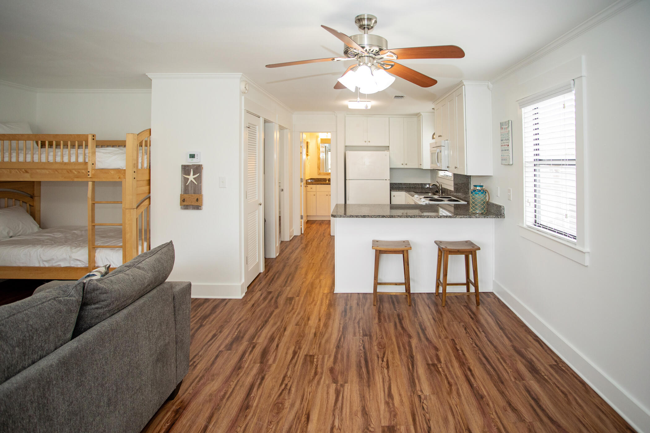 BEACHWOOD VILLAS CONDO - Residential