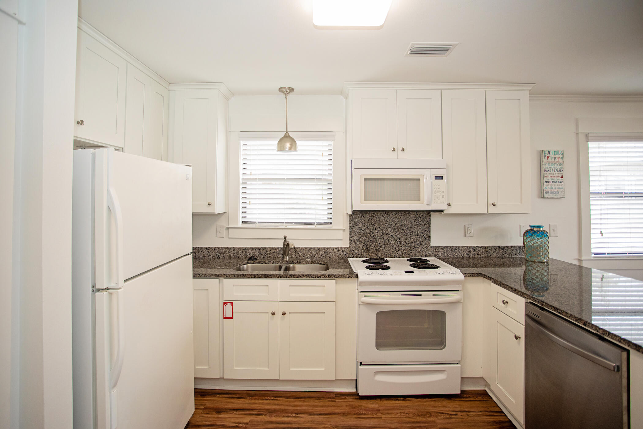 BEACHWOOD VILLAS CONDO - Residential