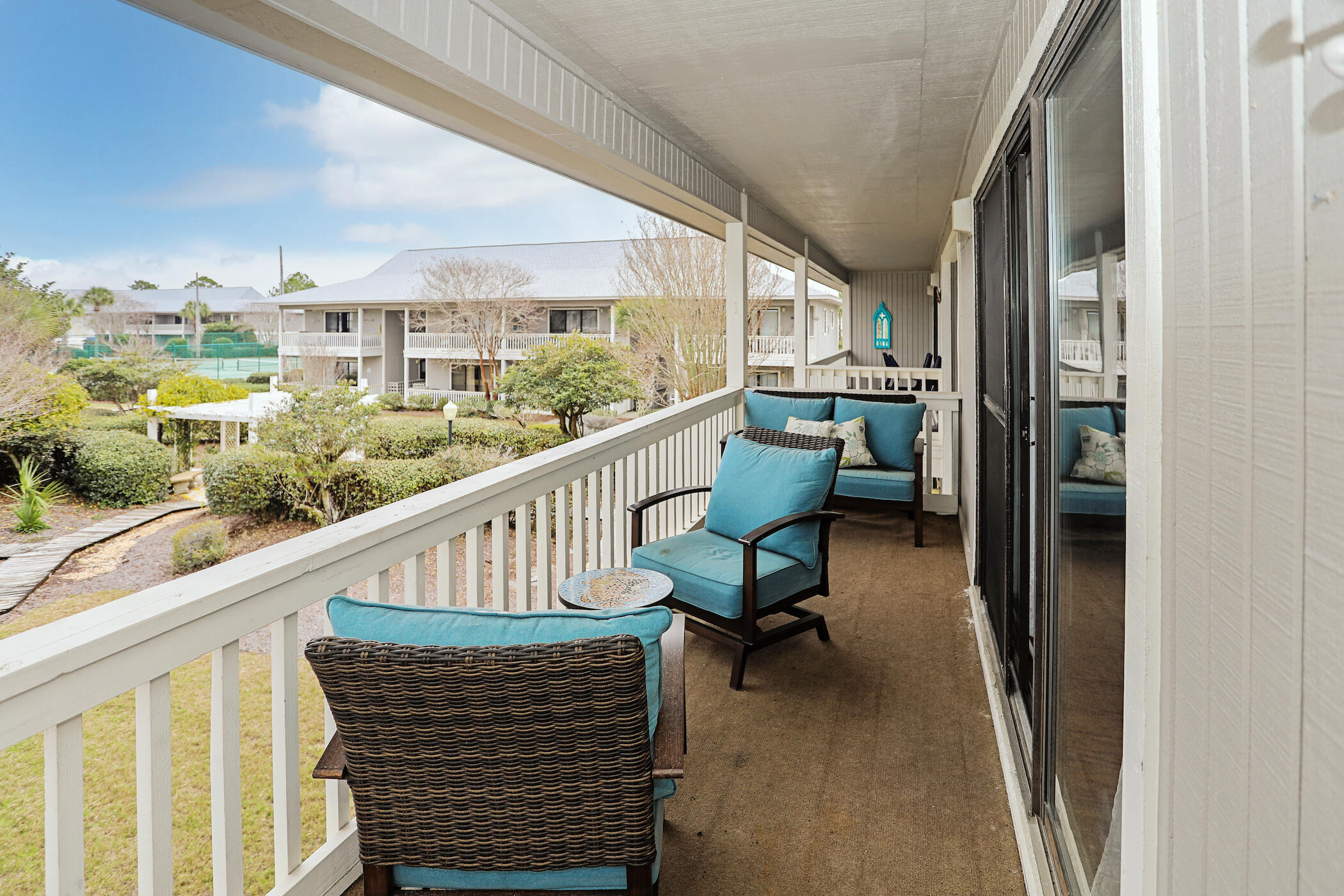 BEACHWOOD VILLAS CONDO - Residential