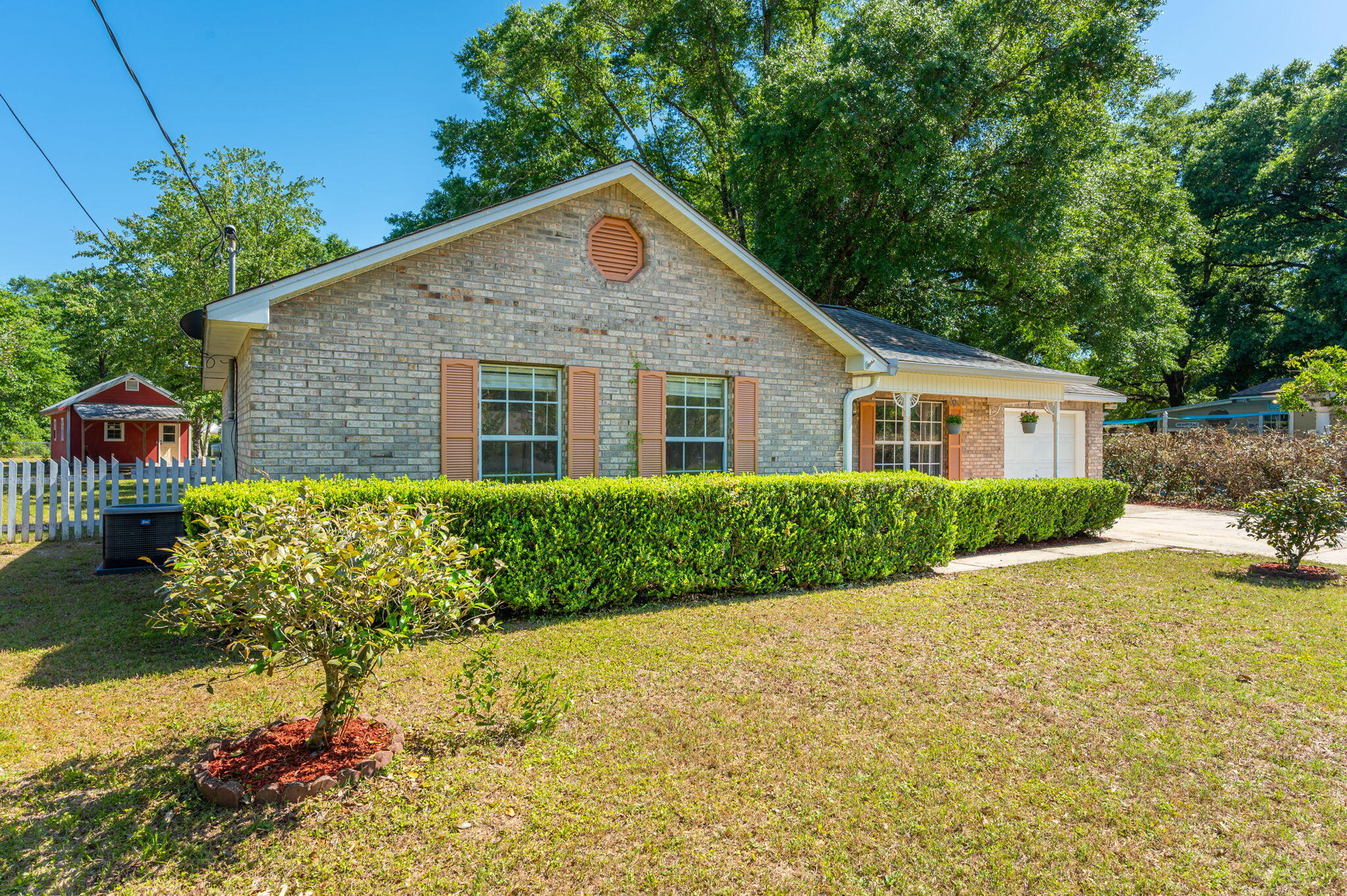 NORTH HILL - Residential