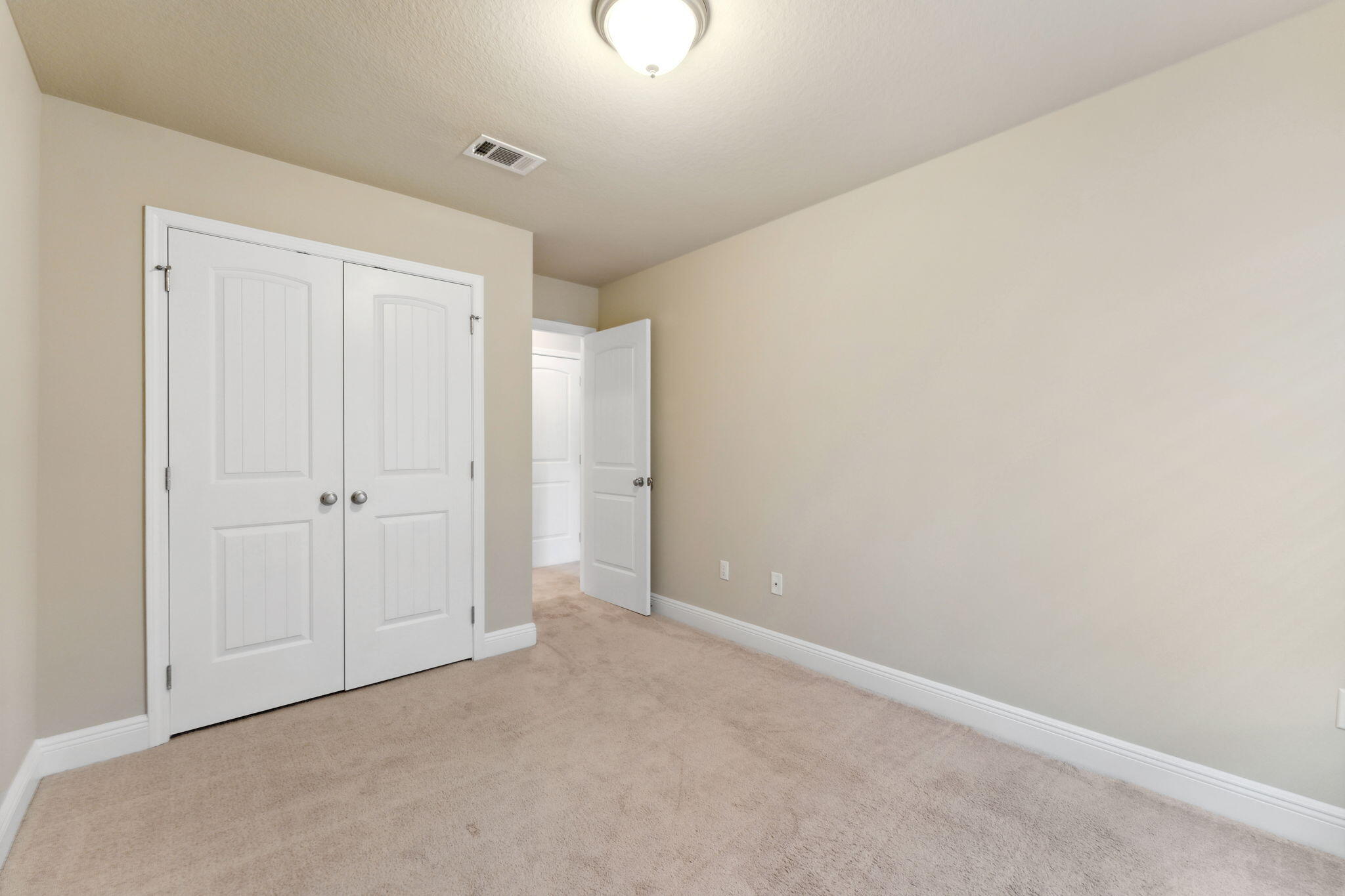 WATER OAKS T/H - Residential Lease