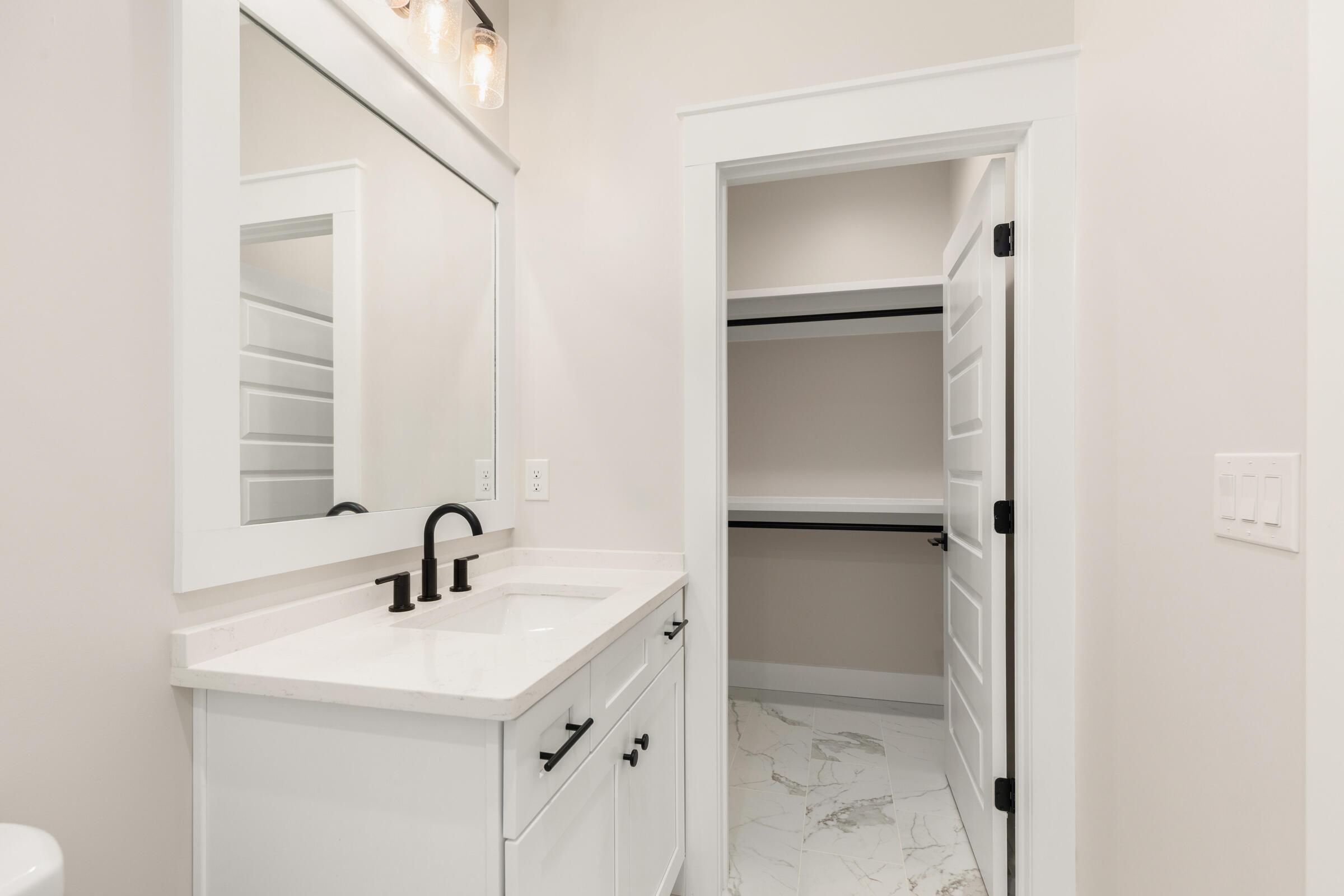 MAGNOLIA BAY ESTATES - Residential
