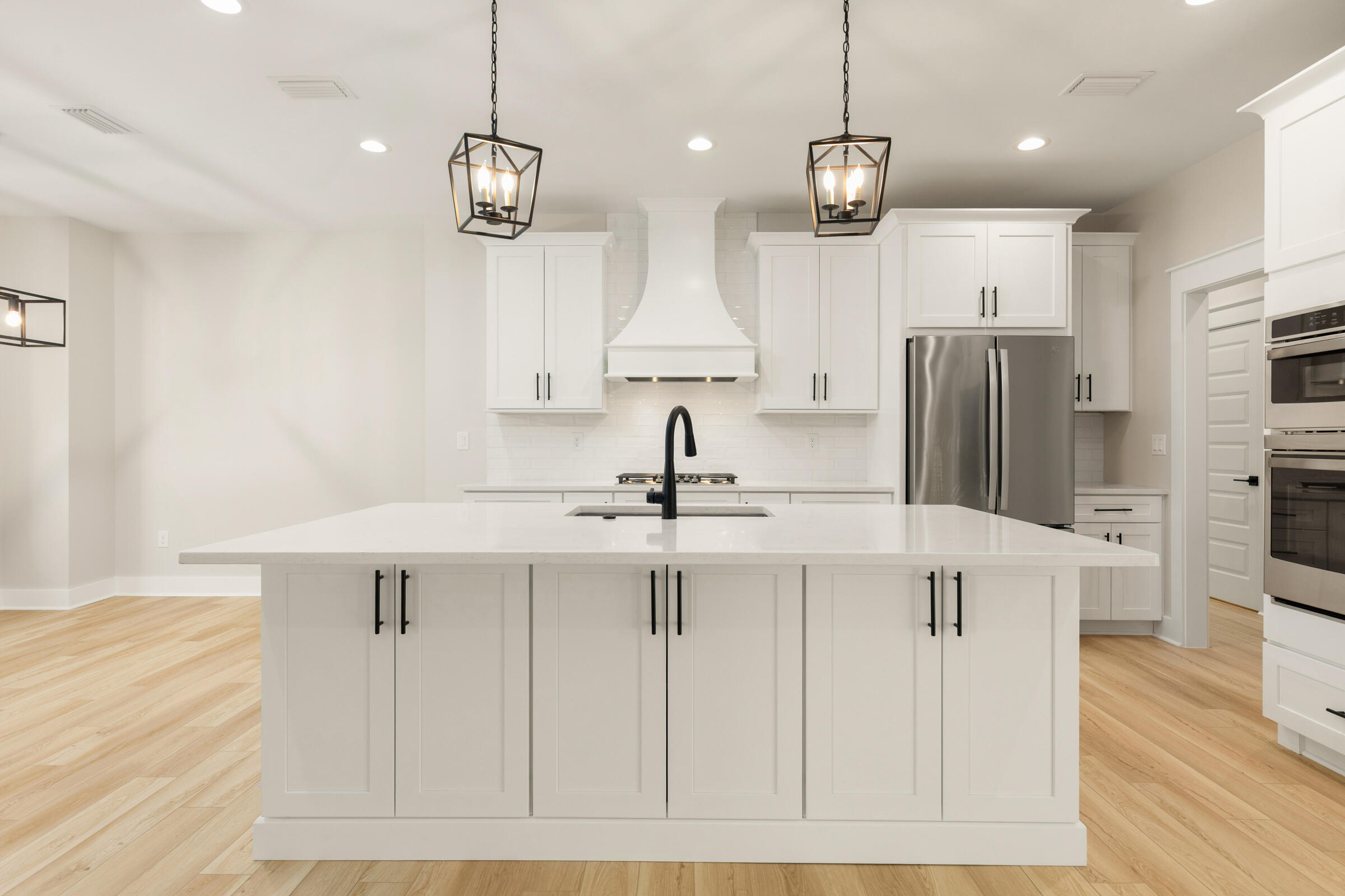 MAGNOLIA BAY ESTATES - Residential