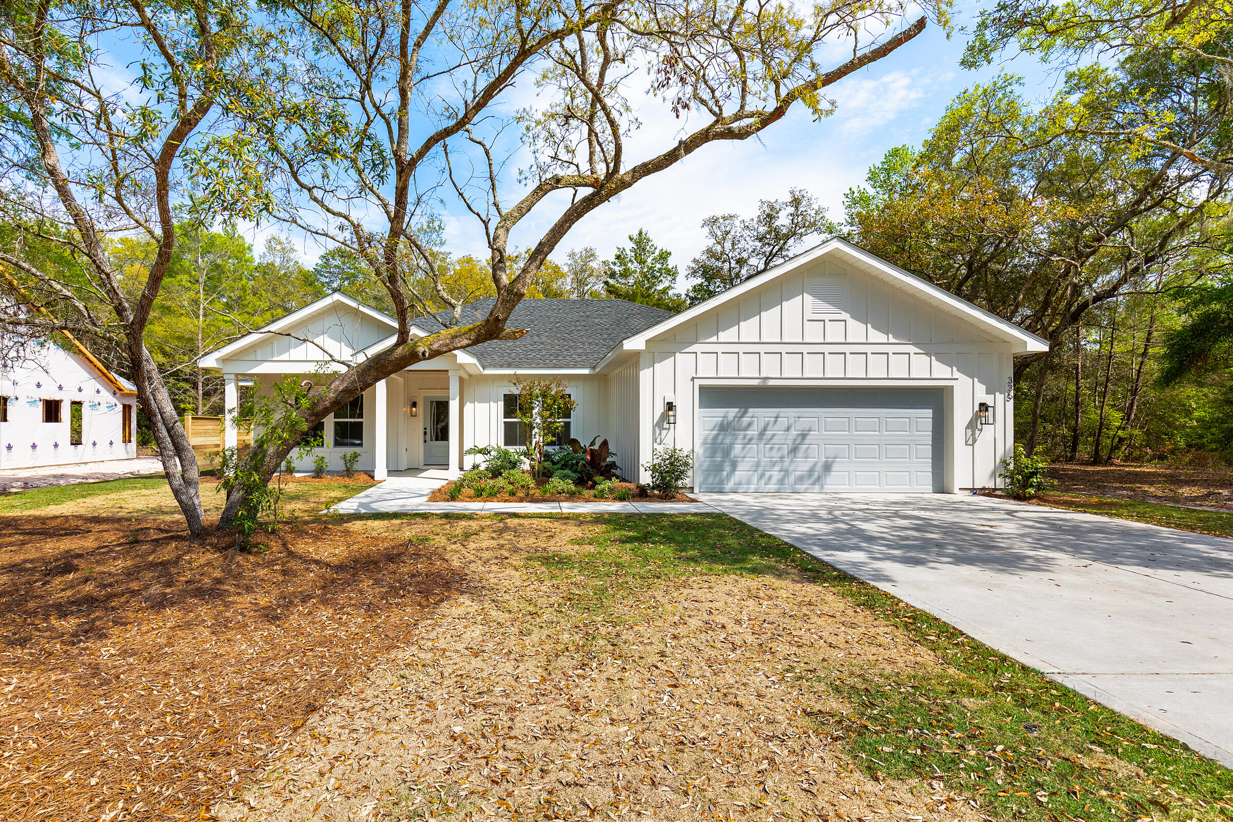 MAGNOLIA BAY ESTATES - Residential