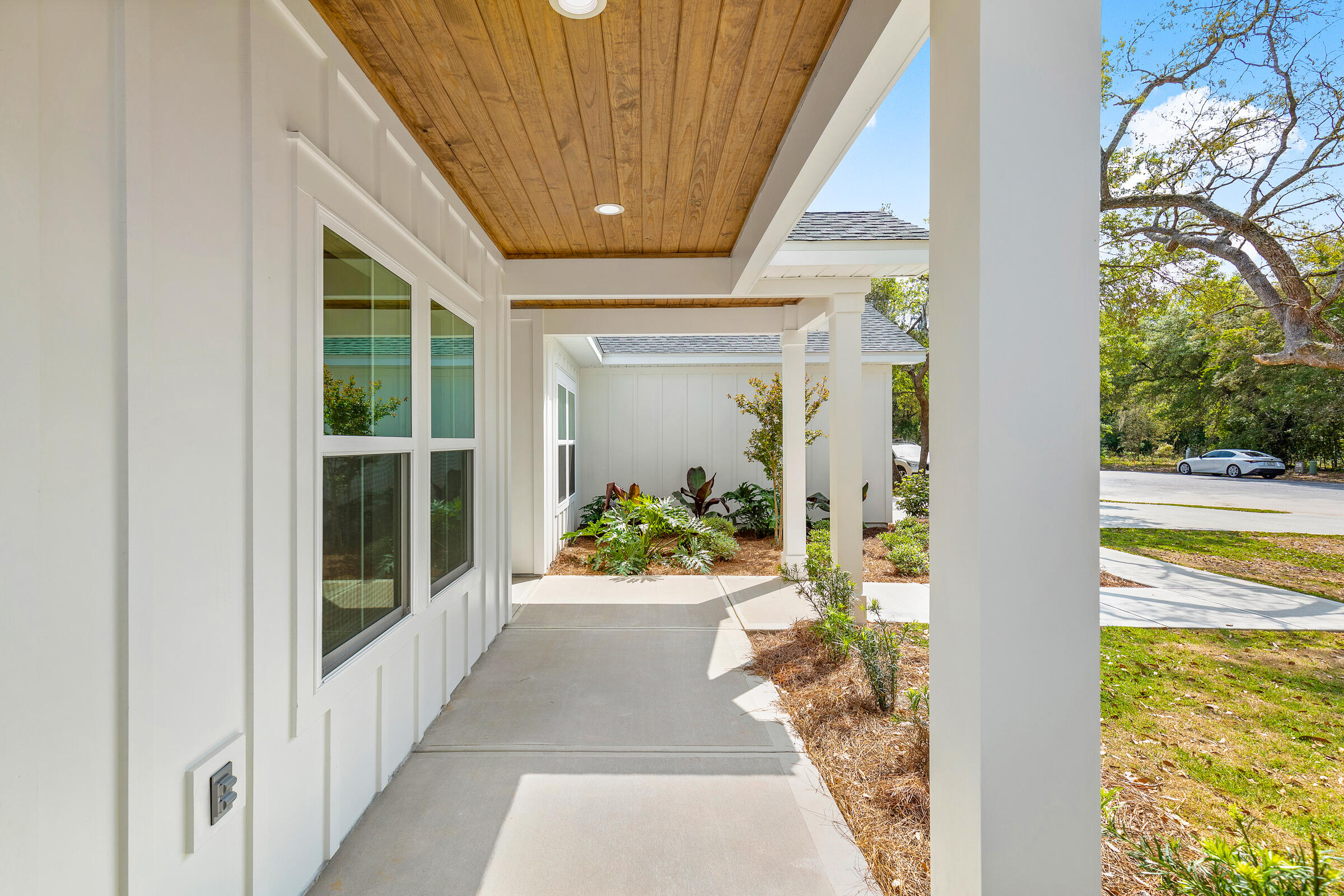 MAGNOLIA BAY ESTATES - Residential