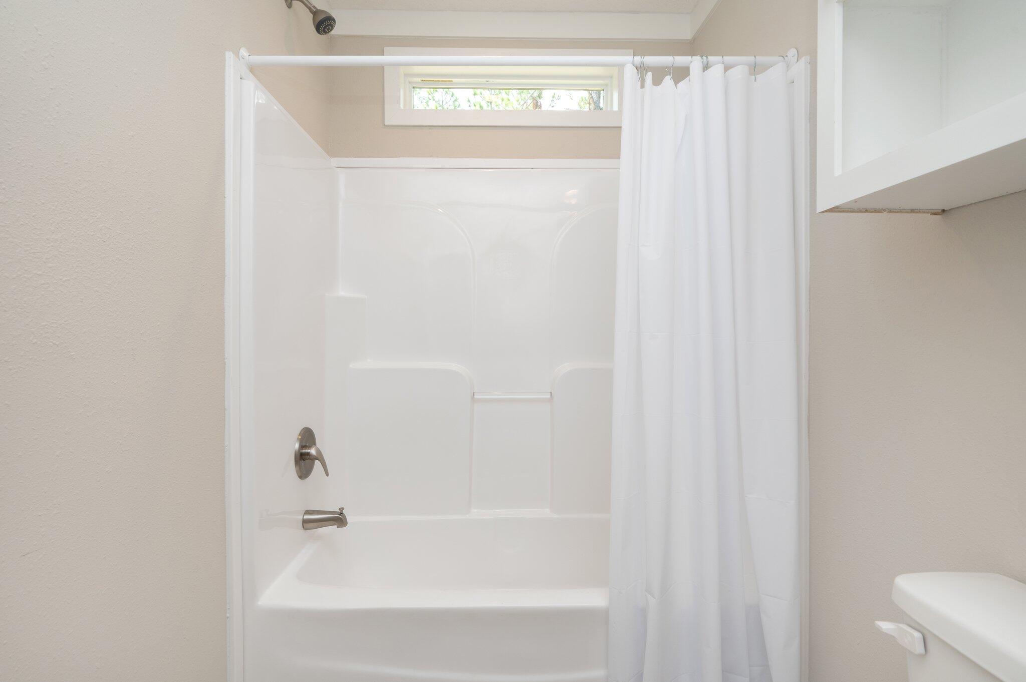 OAKWOOD LAKES ESTATES - Residential