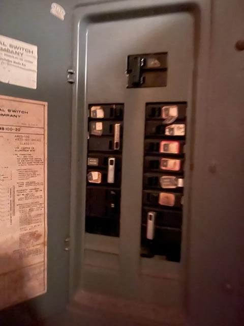 MORRIS ADDN TO CRESTVIEW - Residential