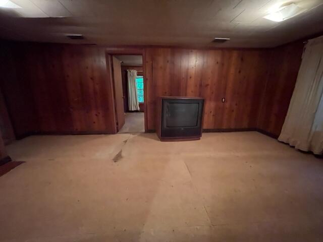 MORRIS ADDN TO CRESTVIEW - Residential