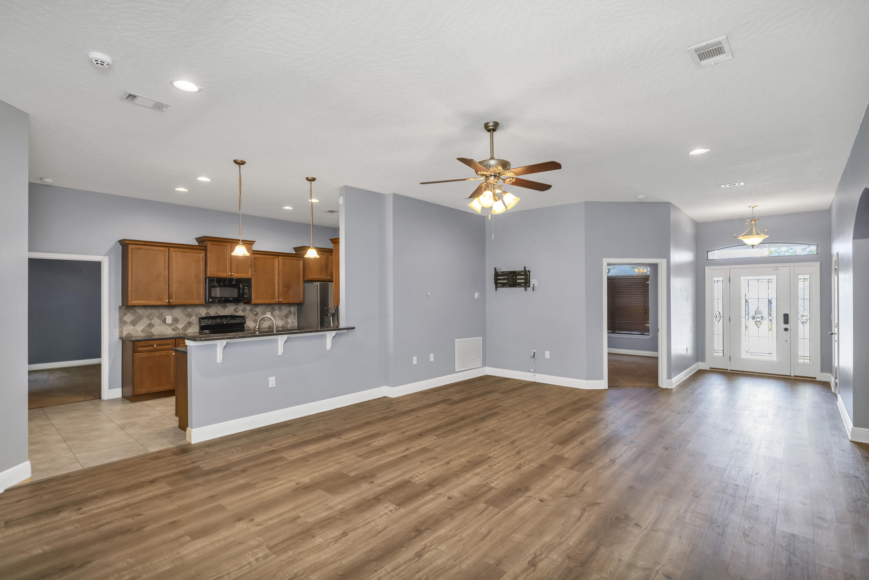 DUGGAN POND ESTATES - Residential Lease