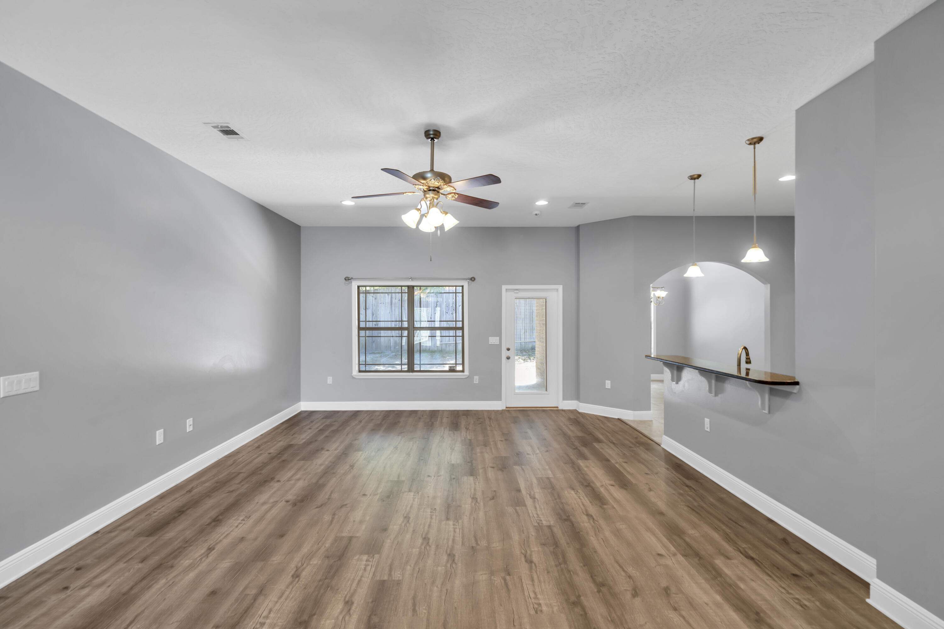 DUGGAN POND ESTATES - Residential Lease