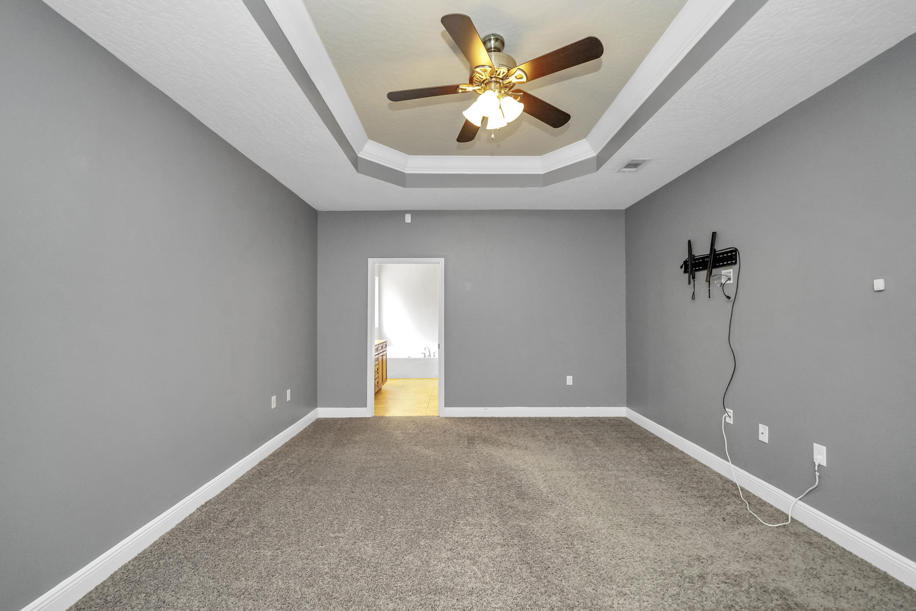 DUGGAN POND ESTATES - Residential Lease