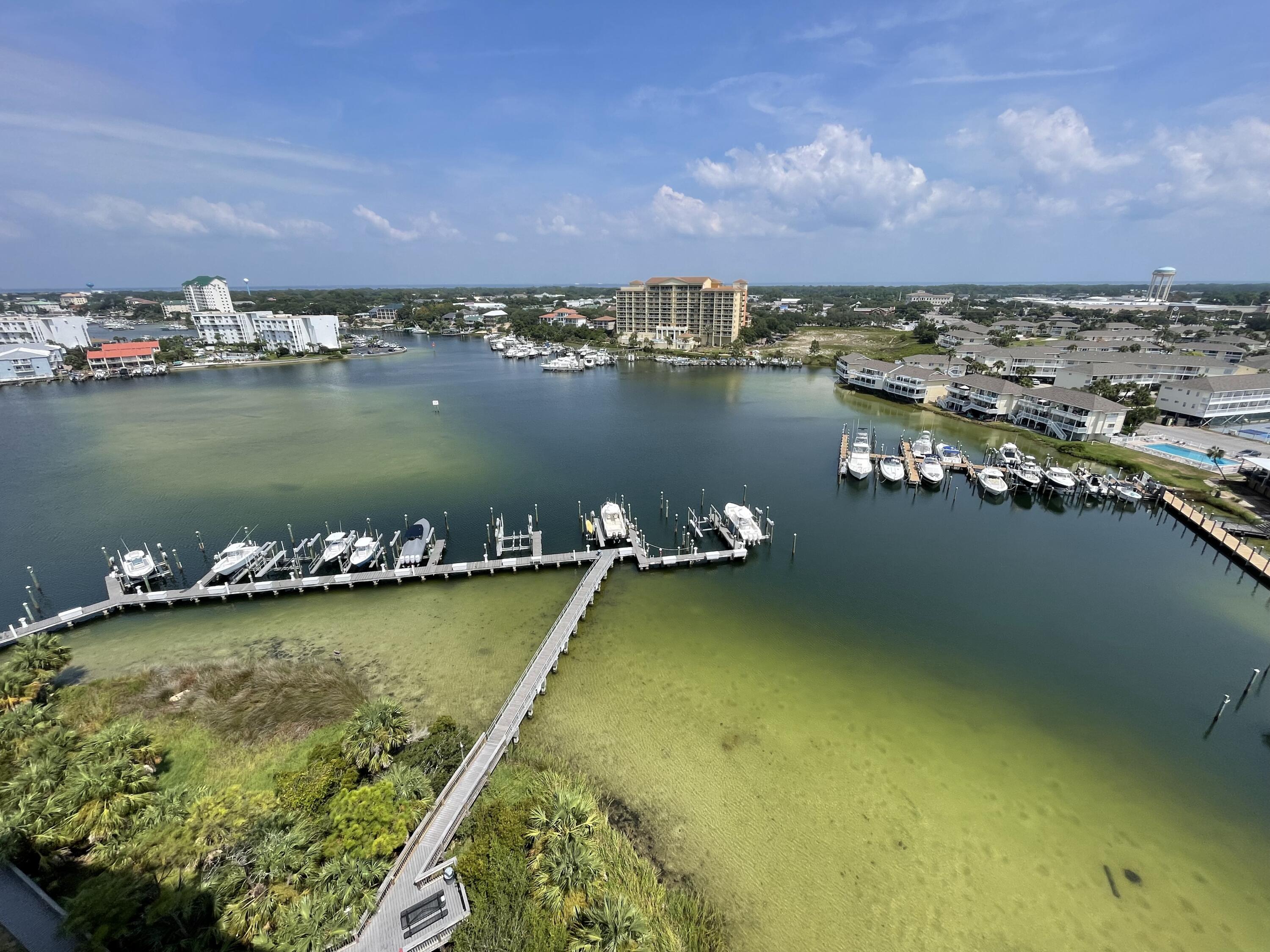 HARBOR LANDING - Residential