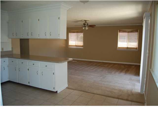 PALM ESTATES UNIT 2 - Residential Lease