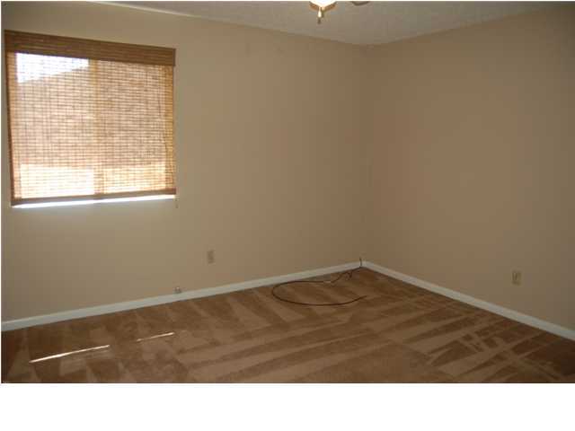 PALM ESTATES UNIT 2 - Residential Lease