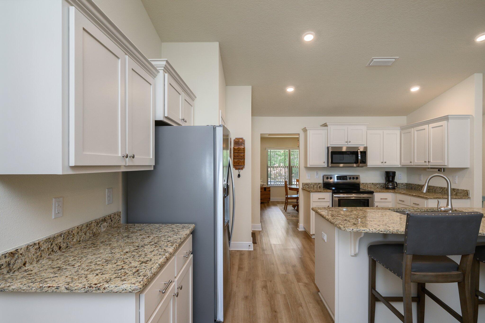 HIDDEN VALLEY - Residential