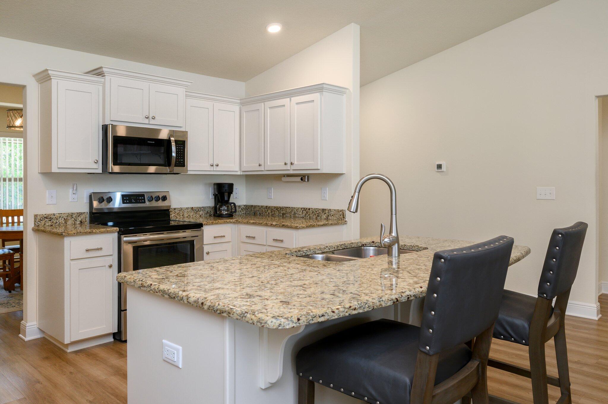 HIDDEN VALLEY - Residential