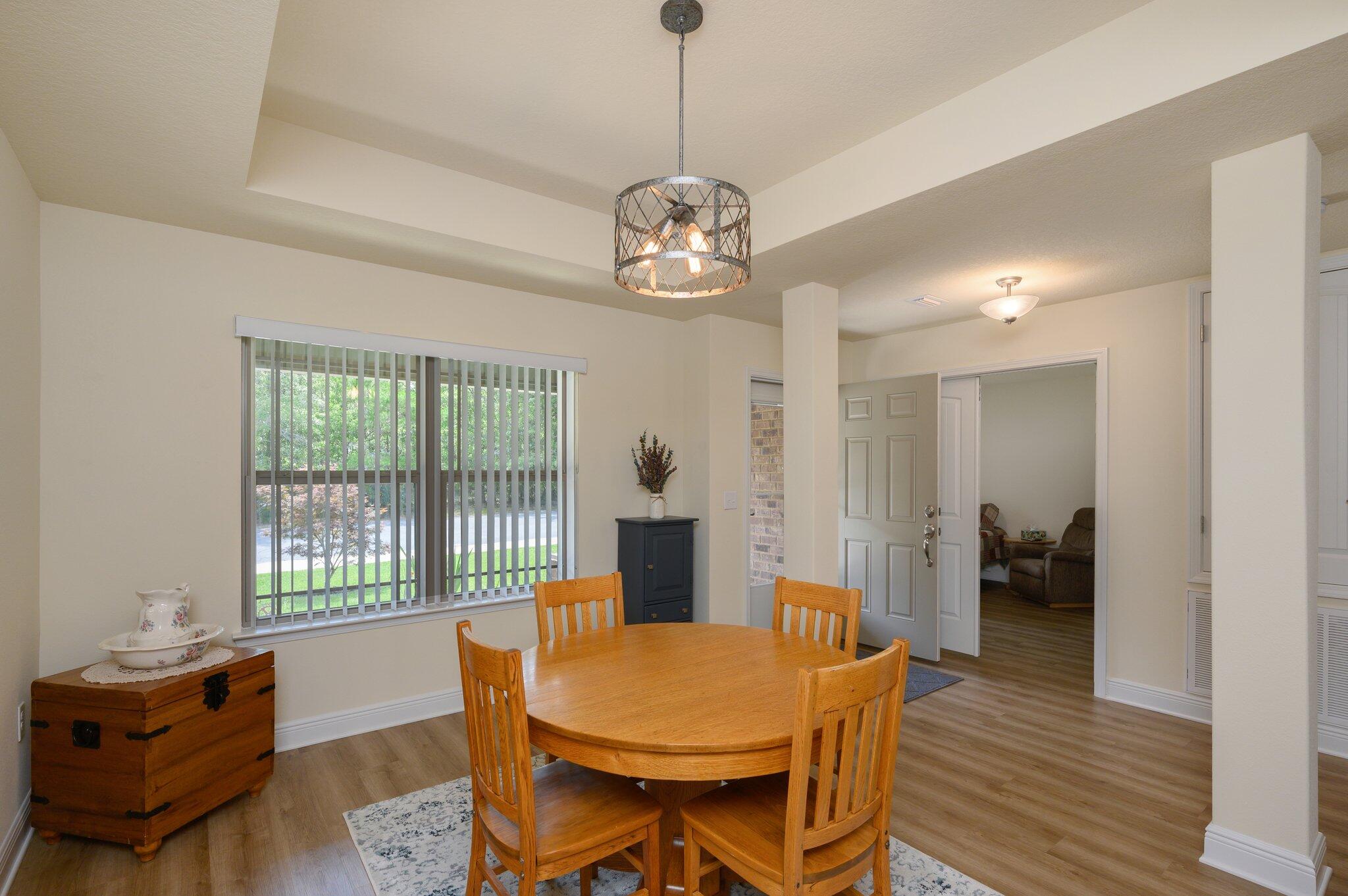 HIDDEN VALLEY - Residential