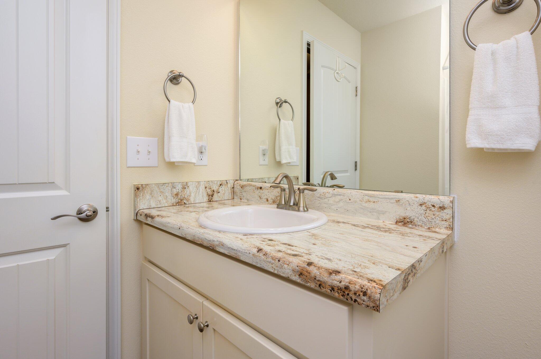 HIDDEN VALLEY - Residential