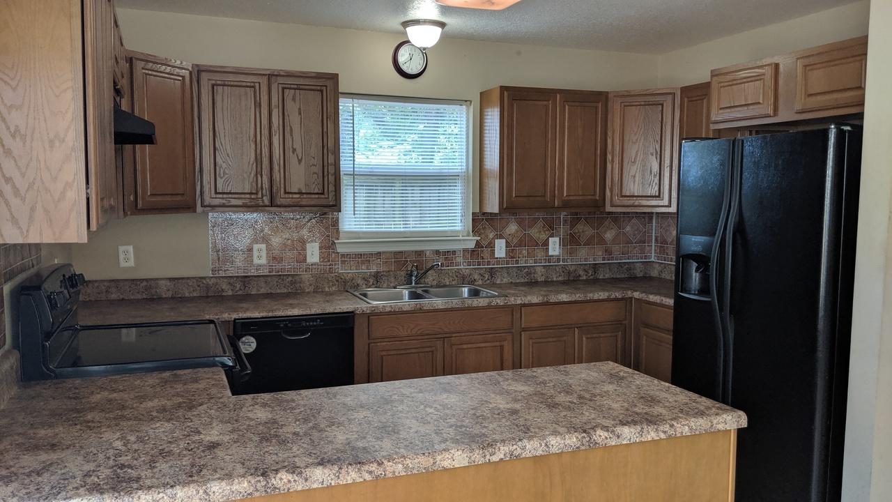 MORRIS ADDN TO CRESTVIEW - Residential