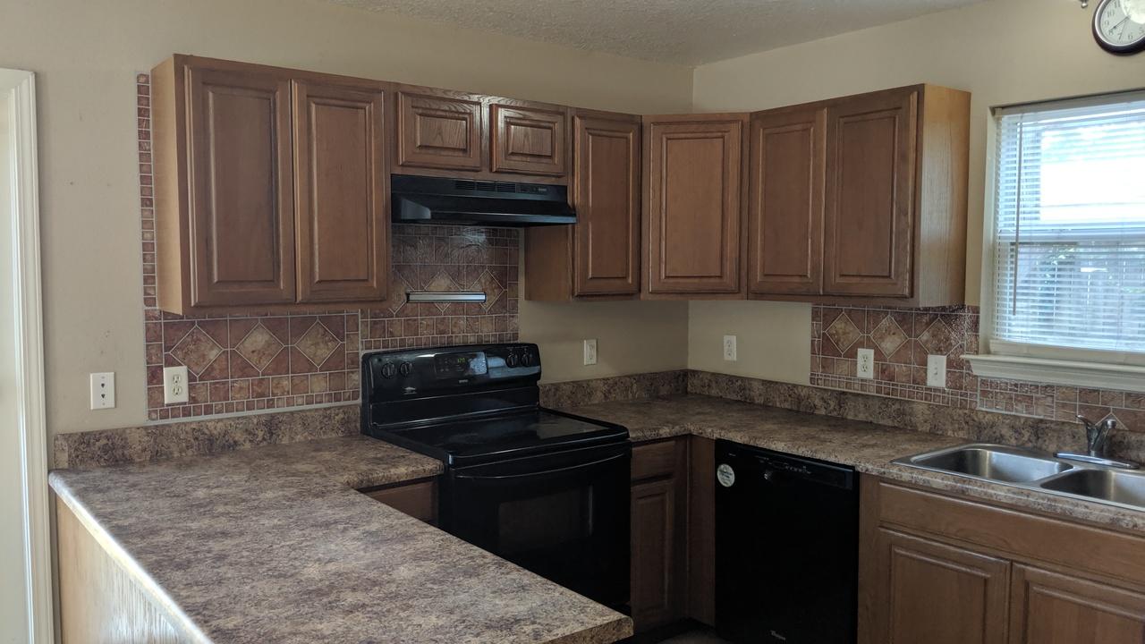 MORRIS ADDN TO CRESTVIEW - Residential