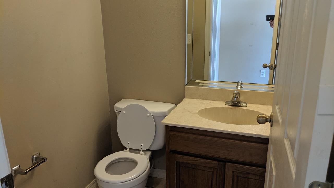 MORRIS ADDN TO CRESTVIEW - Residential