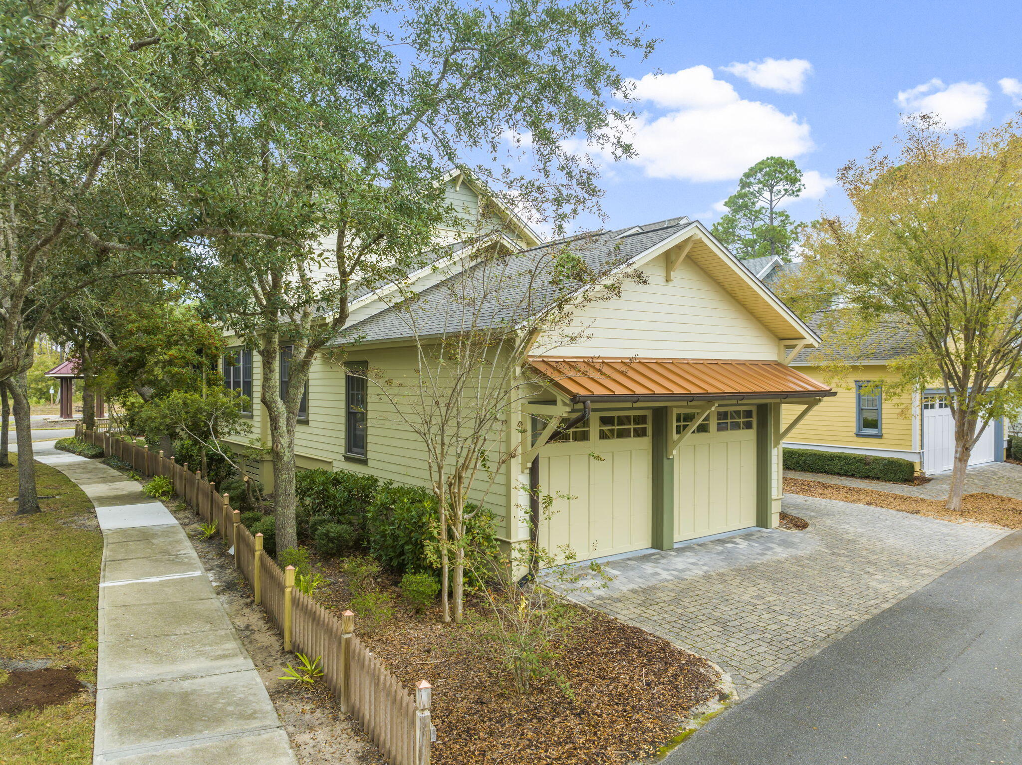 WILD HERON - Residential