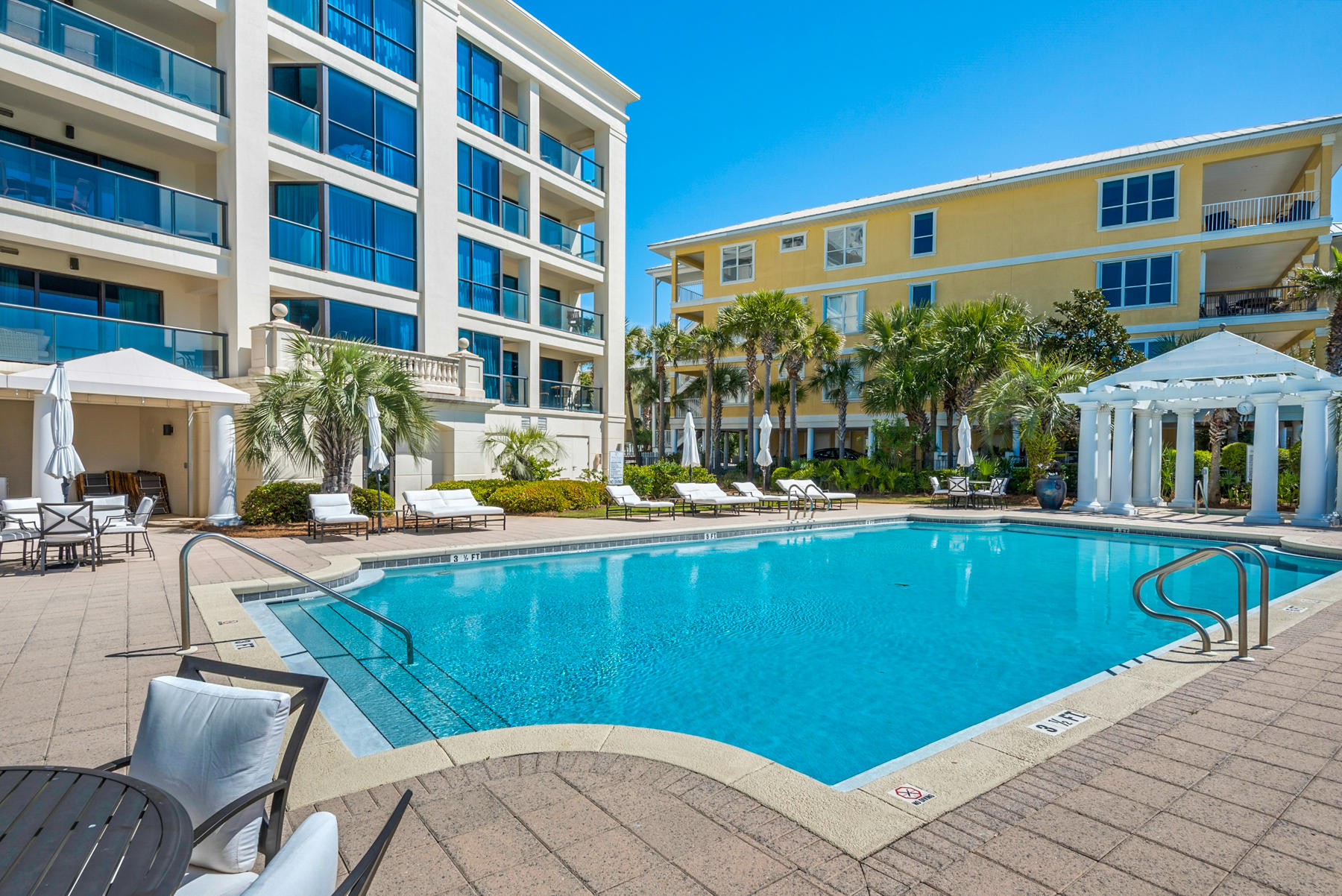 PARK PLACE ON SEAGROVE BEACH - Residential
