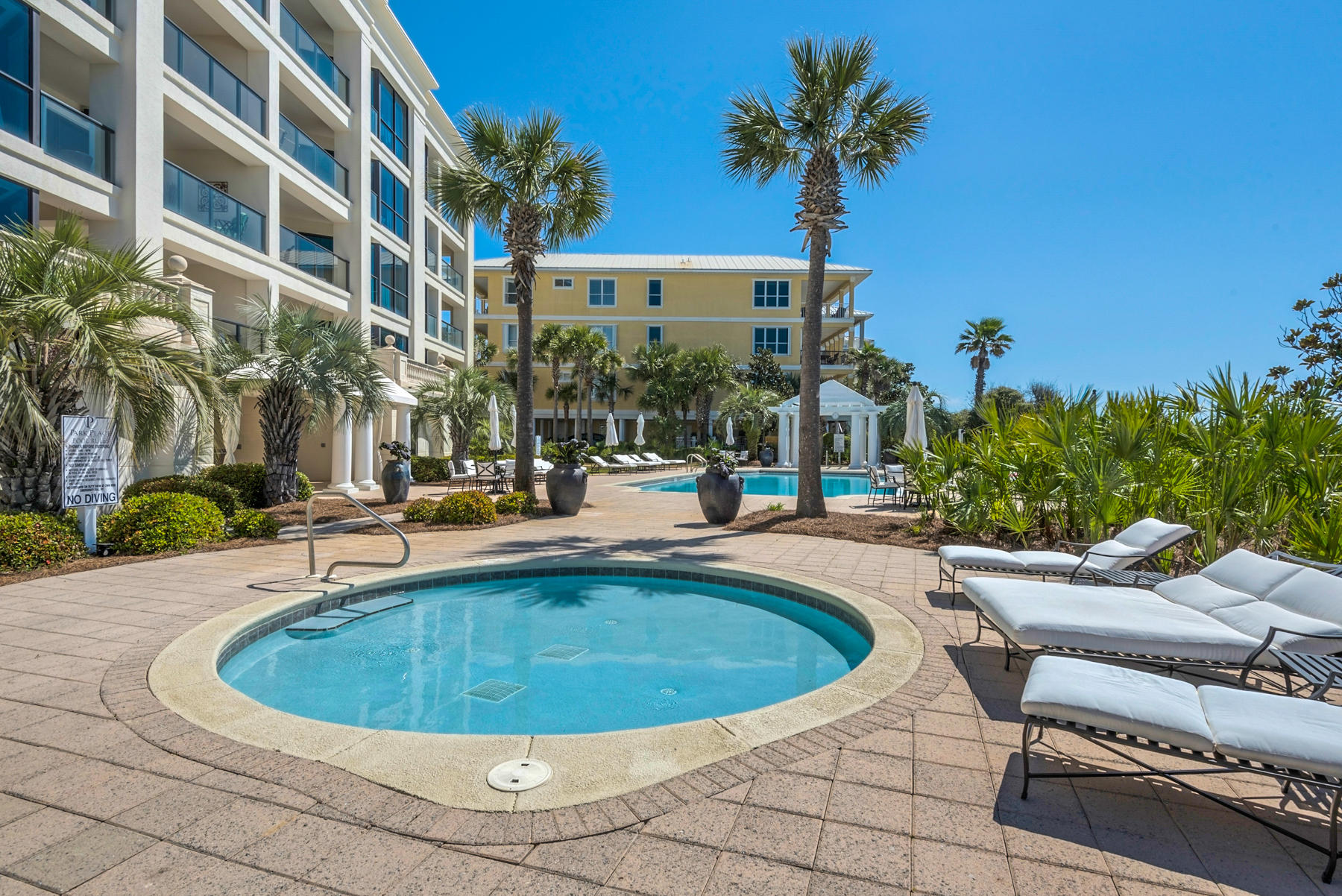 PARK PLACE ON SEAGROVE BEACH - Residential