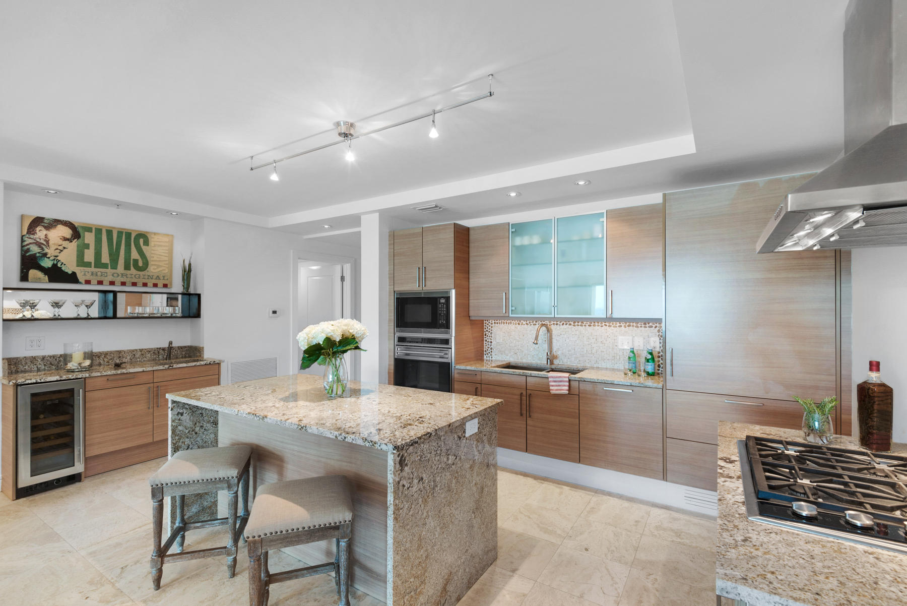 PARK PLACE ON SEAGROVE BEACH - Residential