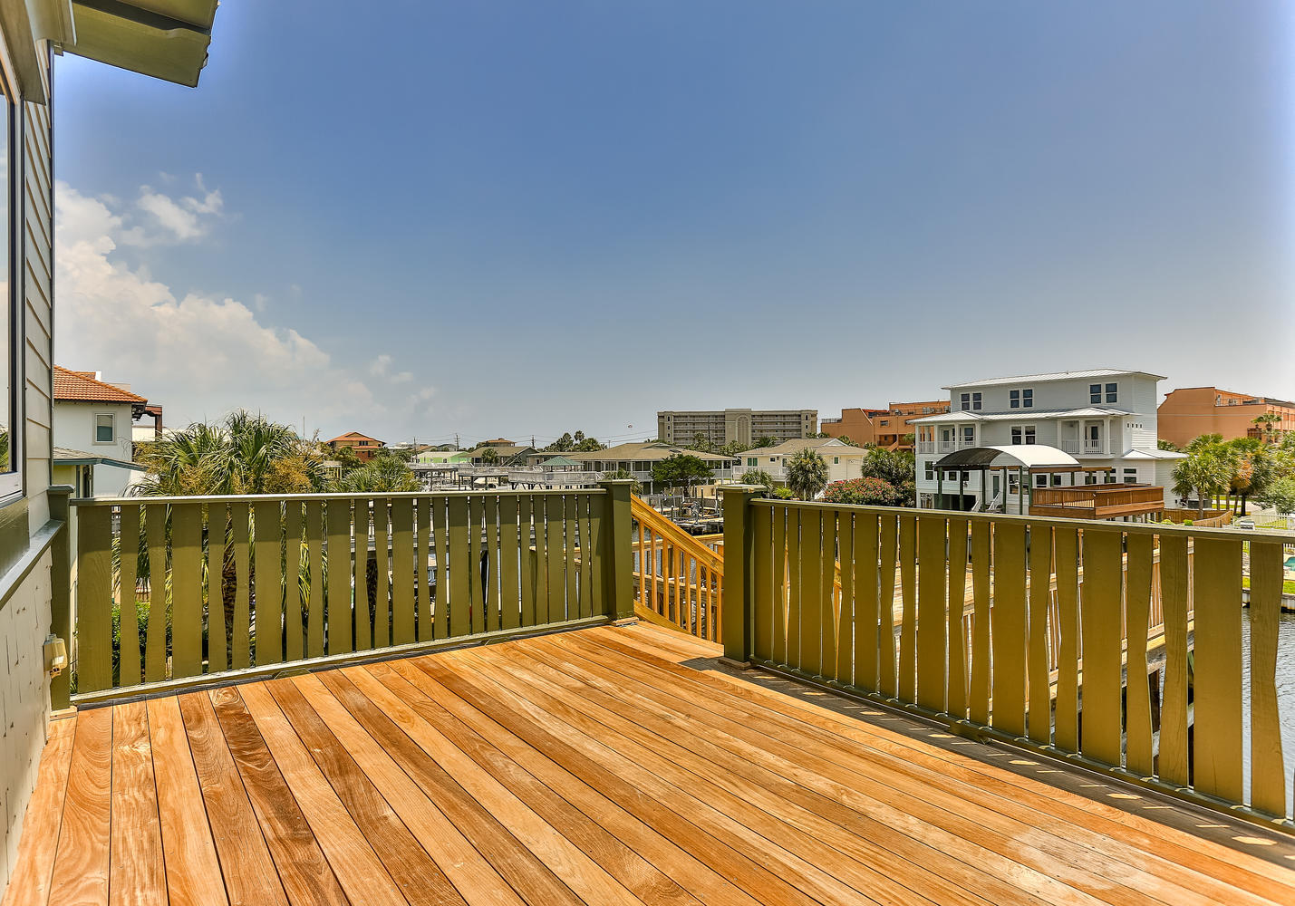 HOLIDAY ISLE - Residential