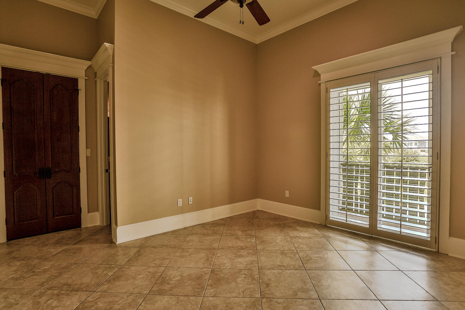 HOLIDAY ISLE - Residential