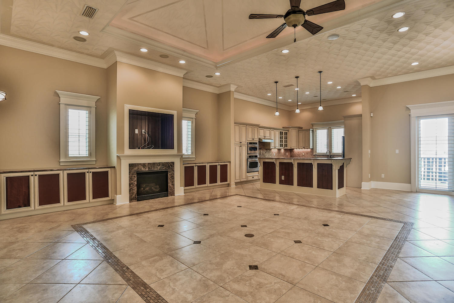 HOLIDAY ISLE - Residential