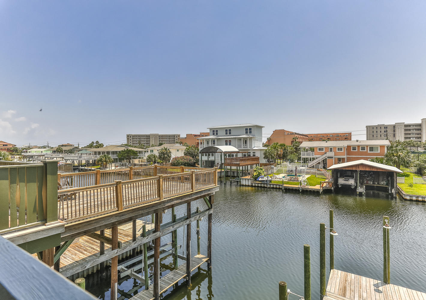 HOLIDAY ISLE - Residential