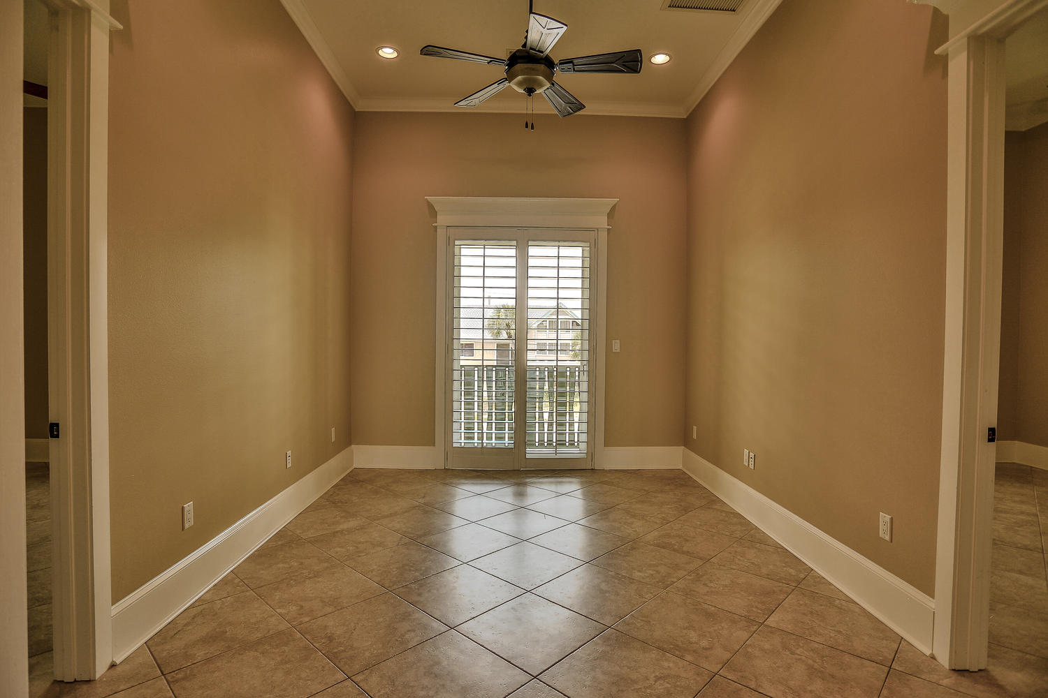 HOLIDAY ISLE - Residential