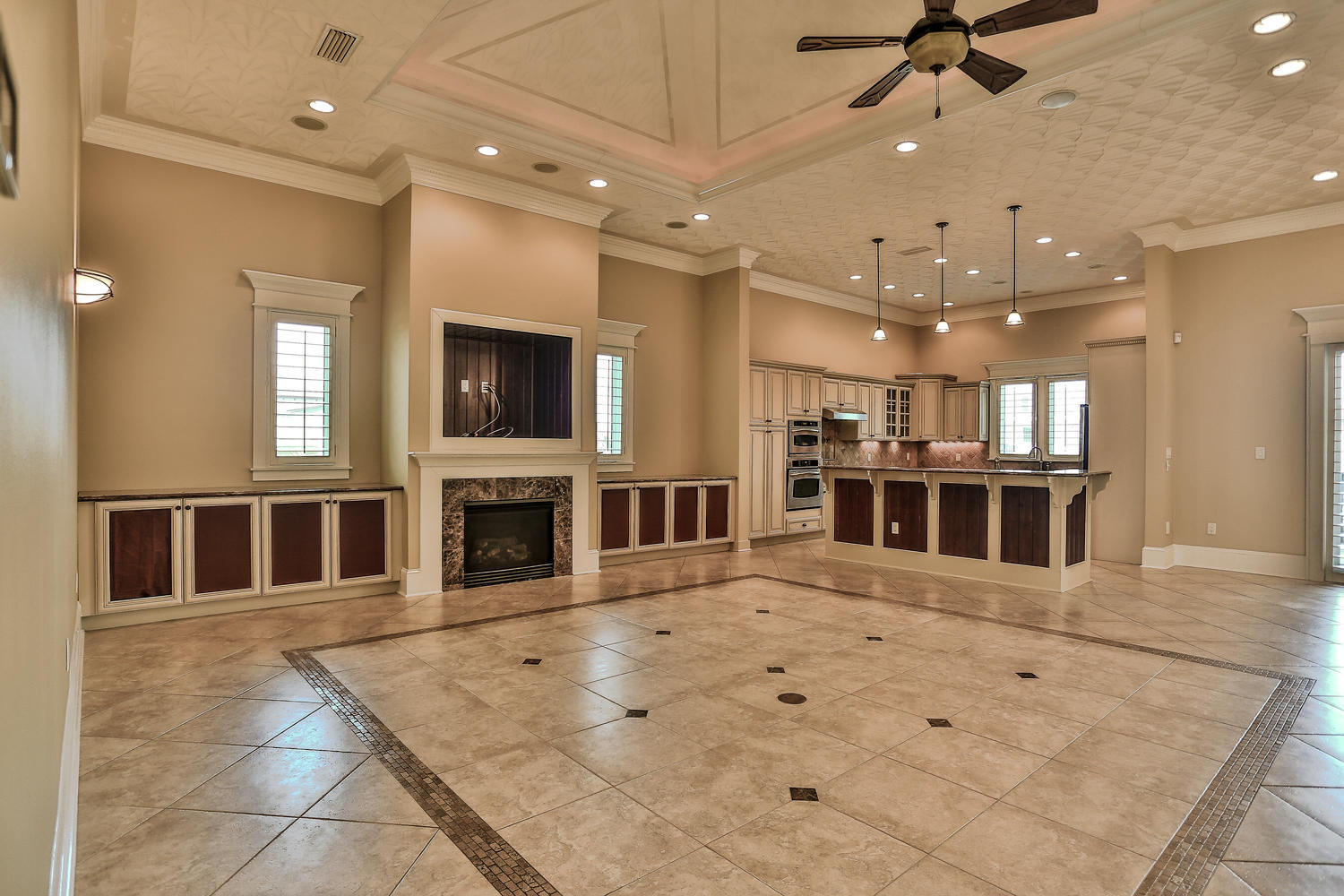 HOLIDAY ISLE - Residential