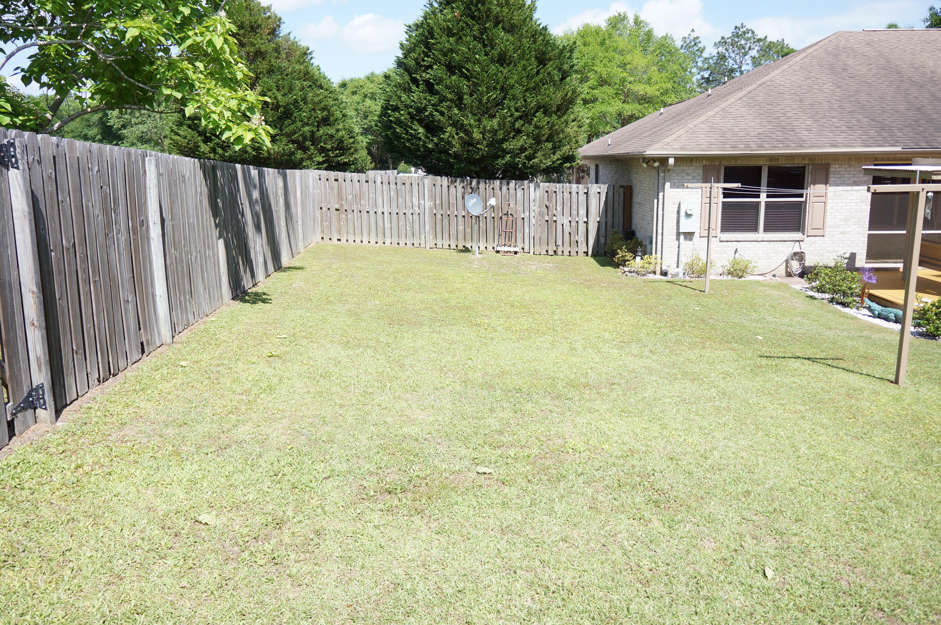 SPRING HOLLOW ESTATES - Residential