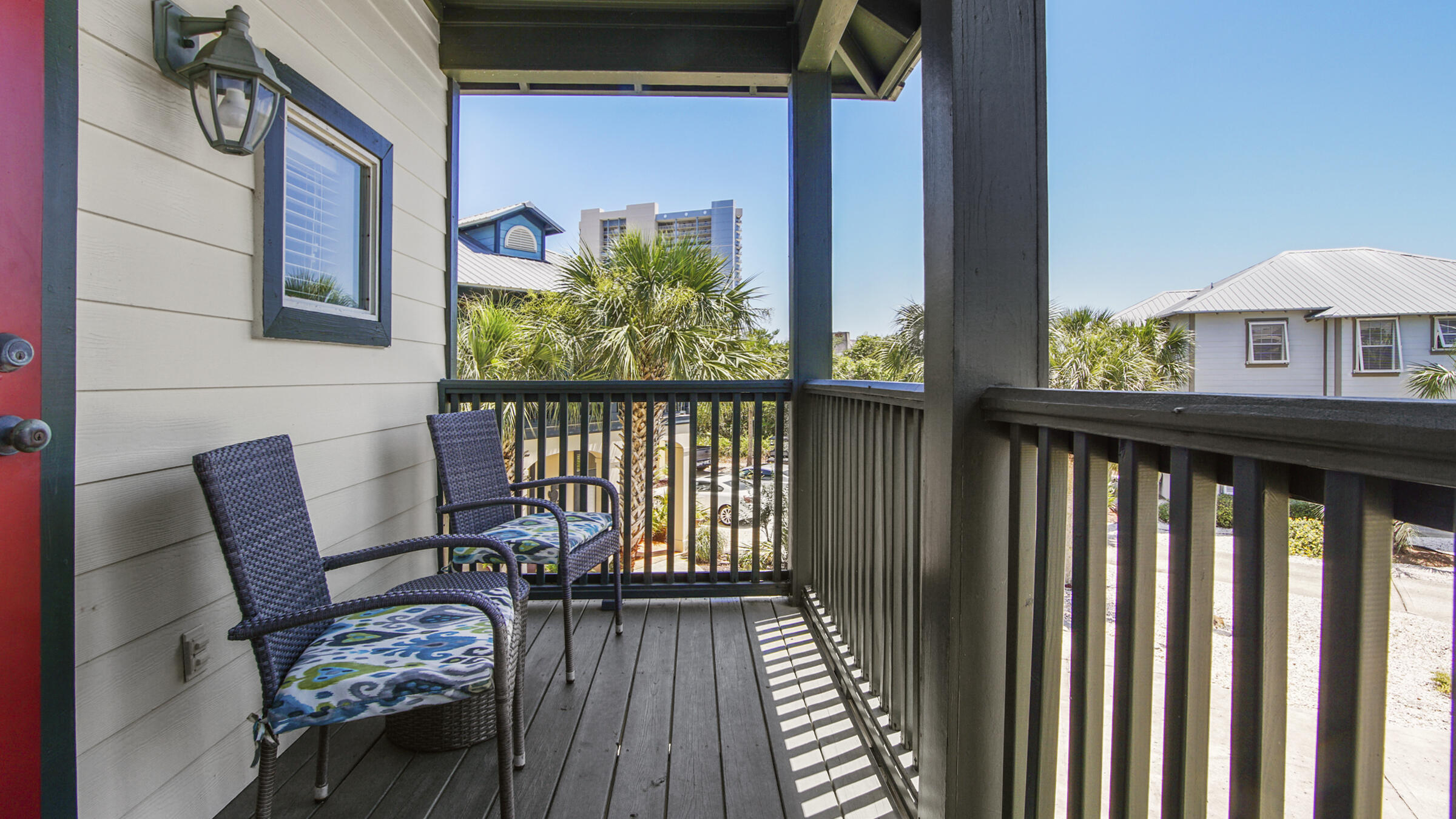 SeaTown - Residential