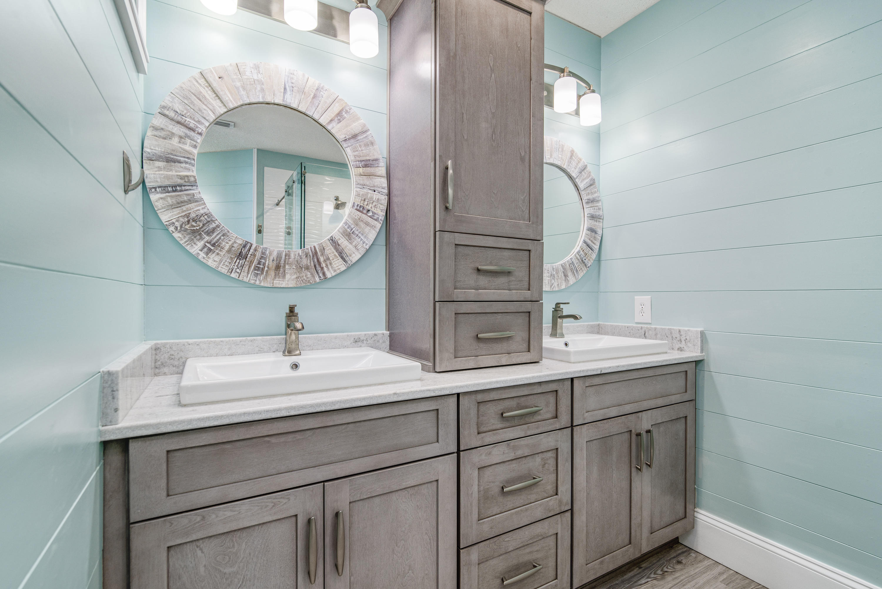 PEARL OF NAVARRE (THE) - Residential