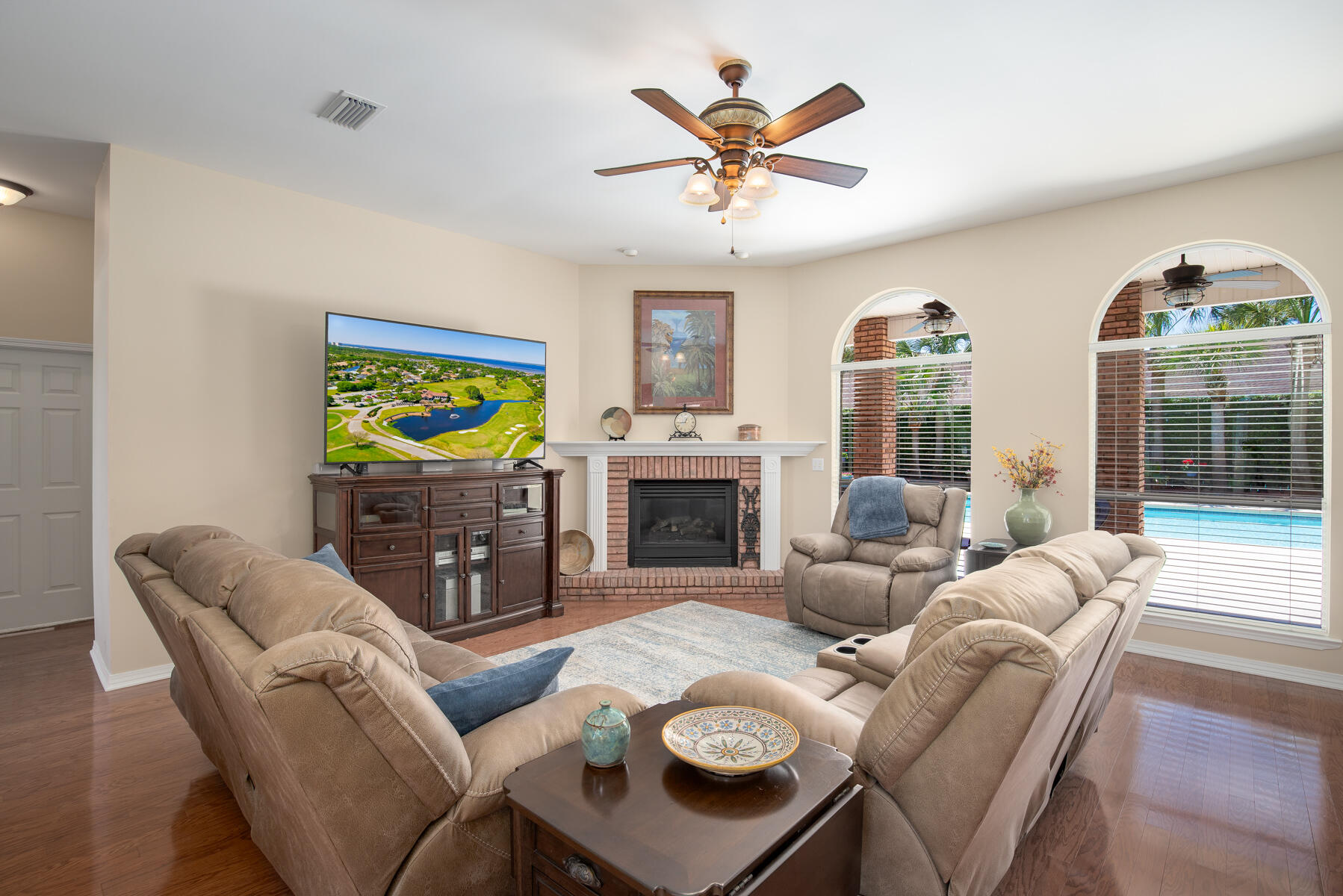 BAYWINDS GOLF ESTATES PH 2 - Residential