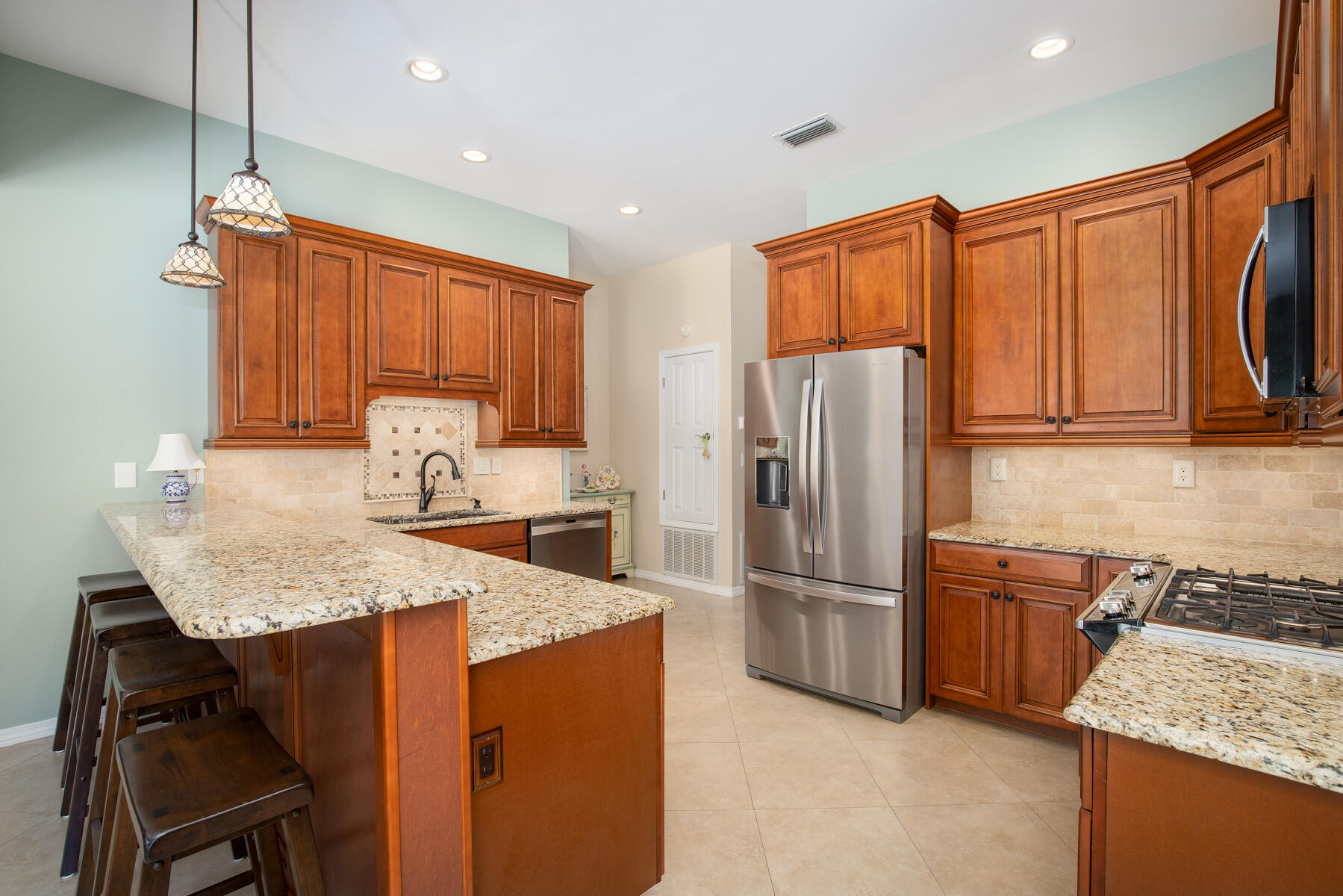 BAYWINDS GOLF ESTATES PH 2 - Residential