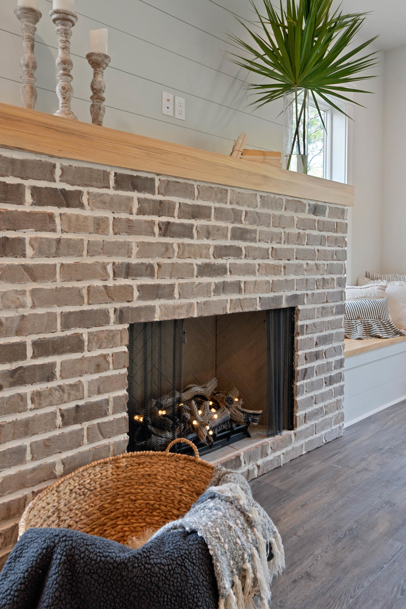 LAKESIDE AT BLUE MOUNTAIN BEACH - Residential