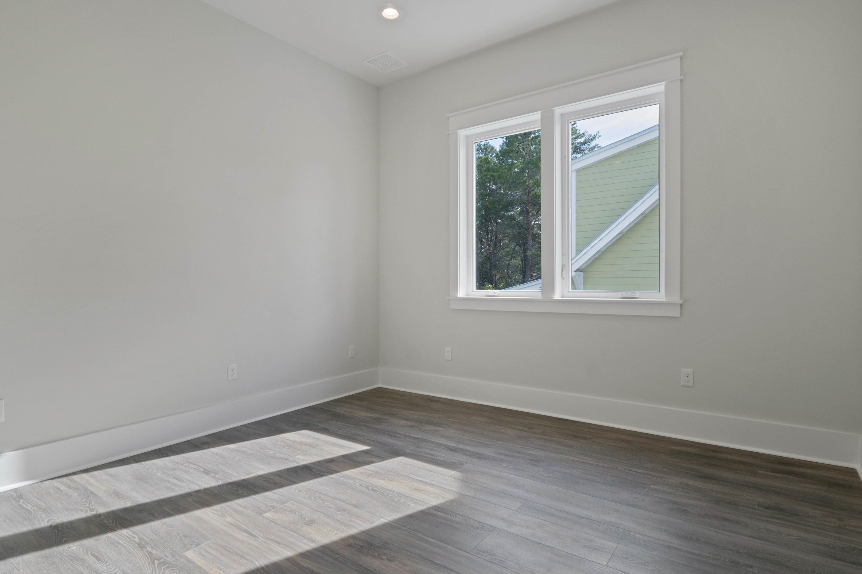 LAKESIDE AT BLUE MOUNTAIN BEACH - Residential