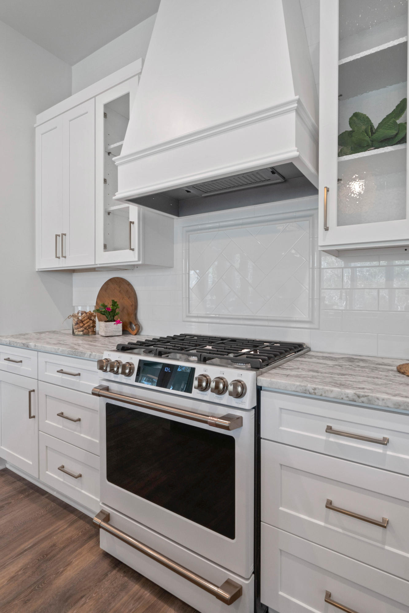 LAKESIDE AT BLUE MOUNTAIN BEACH - Residential