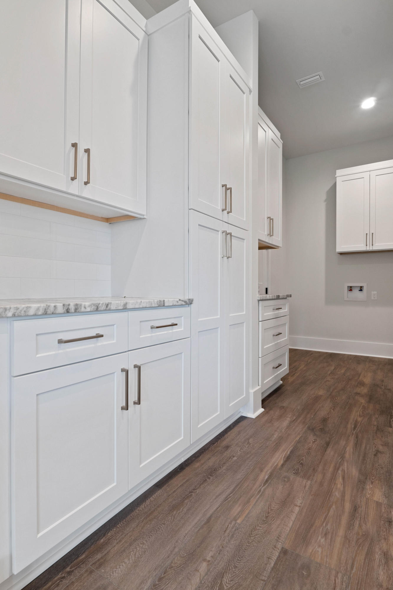 LAKESIDE AT BLUE MOUNTAIN BEACH - Residential