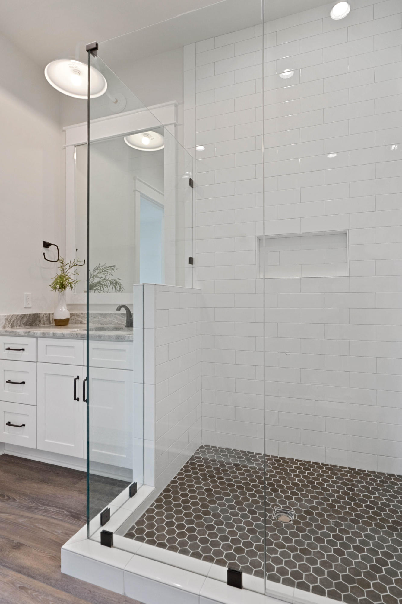 LAKESIDE AT BLUE MOUNTAIN BEACH - Residential